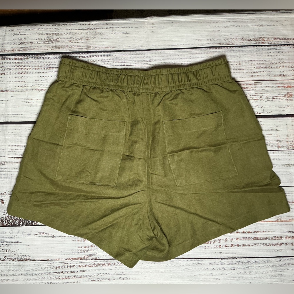 NWOT LOFT Linen blend Army Green drawstring shorts. Size XS. - Picture 2 of 9